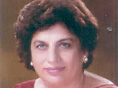 Delhi polls: Cong to field former Delhi Minister Kiran Walia against Kejriwal Delhi polls: Cong to field former Delhi Minister Kiran Walia against Kejriwal