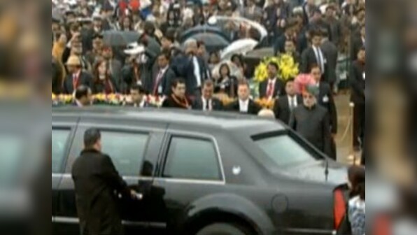 In a break from tradition, Obama arrives in own vehicle for Republic Day parade