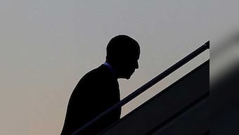 Agra lawyers to form human chain, vow to not let Obama see Taj Mahal 