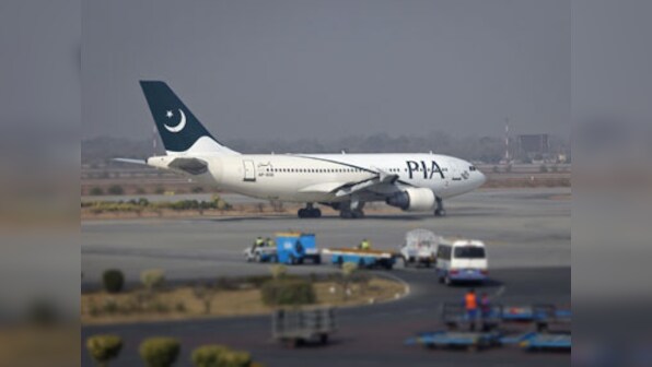 Two Pakistan International Airlines planes searched thoroughly in London