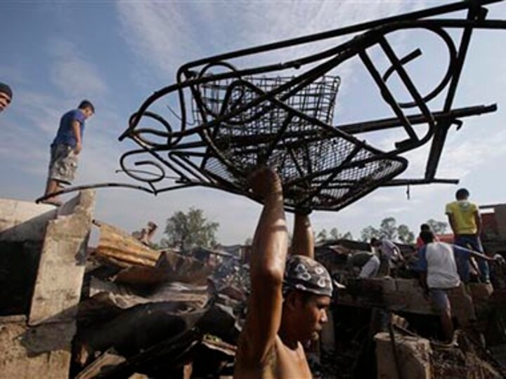 Philippines: Massive fire leaves 15,000 homeless; 4 reported injured