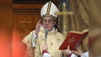 Pope's message to world: Don't ignore killing of Christians 