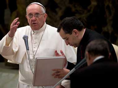 Pope Francis praises large families after telling Catholics not to breed like rabbits Pope Francis praises large families after telling Catholics not to breed like rabbits