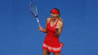 Sharapova schools Bouchard; will play Makarova in Australian Open semifinals