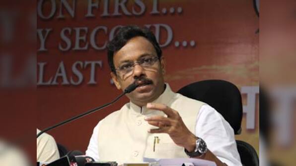 Maharashtra minister wants public pressure to make shopkeepers, call centre execs talk in Marathi