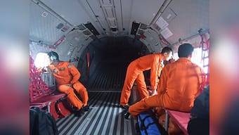 AirAsia flight QZ850: Recovery teams find two large parts 