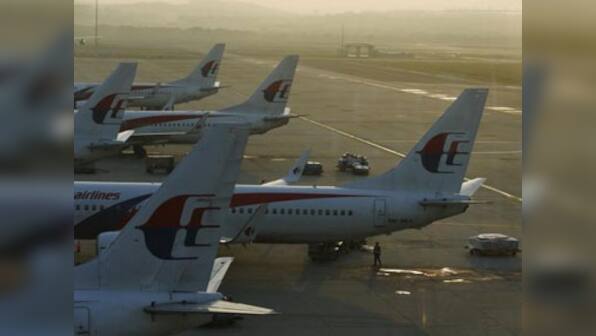 ‘AirAsia captain left seat before jet lost control’
