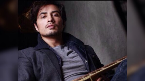 Ali Zafar pays musical tribute to Peshawar attack victims with 'Ureinge'