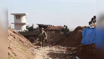 Kurdish forces squeeze Islamic State supply line in northern Iraq