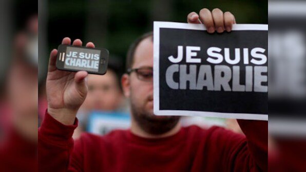Paris attack: Islamic State applauds Charlie Hebdo assailants as 'heroes'