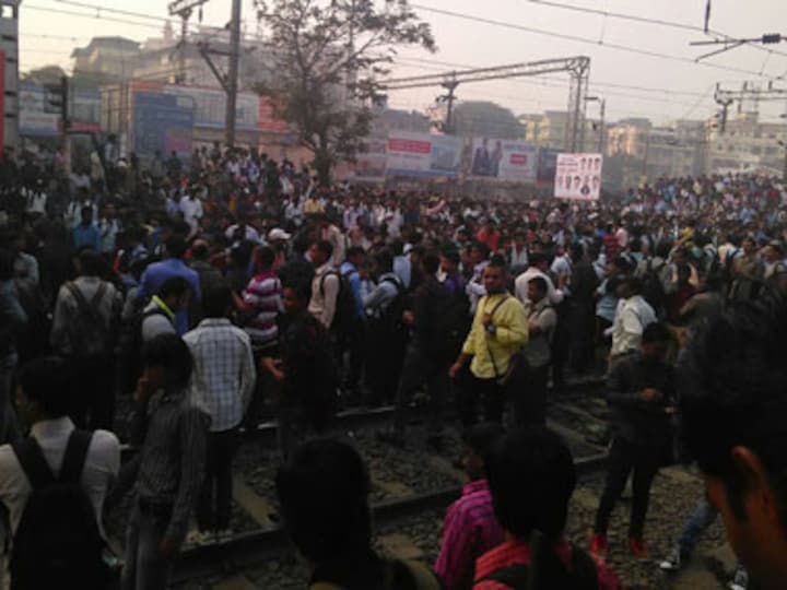 Mumbai: Commuters go on rampage over disruption, trains stalled for 6 hrs