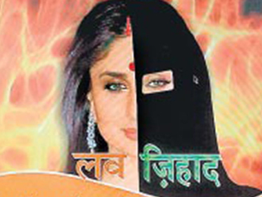 Hindutva brigade pick Kareena Kapoor as their cover girl for 'love jihad' Hindutva brigade pick Kareena Kapoor as their cover girl for 'love jihad'