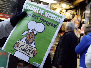 Gunman armed with military weapon takes hostages at post office near Paris but surrenders soon Gunman armed with military weapon takes hostages at post office near Paris but surrenders soon