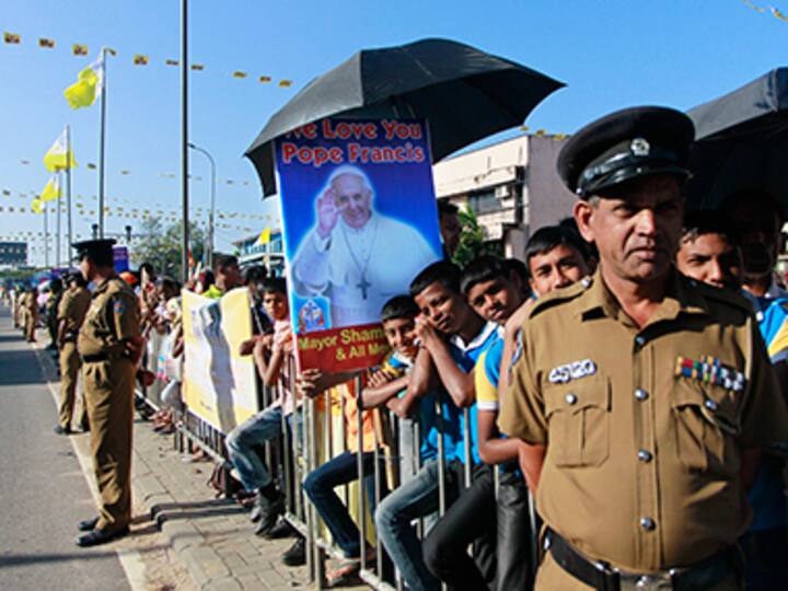 Pope Francis arrives in Sri Lanka on week-long Asian tour