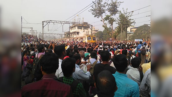 Rail Budget 2015: 24x7 helpline number for passengers to complain on real-time basis
