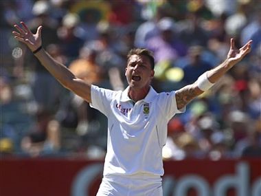 Dale Steyn is dying to get out there, says Morkel as South Africa hope for pace spearhead's return Dale Steyn is dying to get out there, says Morkel as South Africa hope for pace spearhead's return