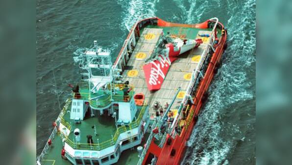 Divers find black box of crashed AirAsia QZ8501 jet: Indonesian ministry