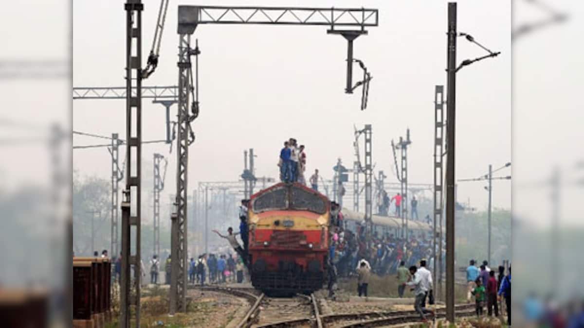 Tamil Nadu train robbery Thieves target Chennaibound Salem Express