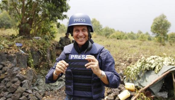 Egypt releases imprisoned Al-Jazeera reporter Peter Greste, 2 others still held Egypt releases imprisoned Al-Jazeera reporter Peter Greste, 2 others still held