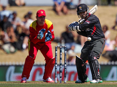 World Cup 2015: Zimbabwe hang tough to beat UAE by four wickets  World Cup 2015: Zimbabwe hang tough to beat UAE by four wickets