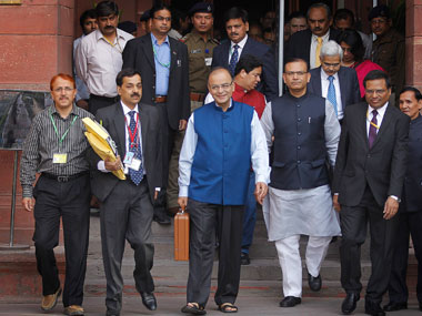 Mushkil yeh hai bagh mein ab tak, kaante kal puraney hai: Poetic Jaitley's couplet thrills BJP Mushkil yeh hai bagh mein ab tak, kaante kal puraney hai: Poetic Jaitley's couplet thrills BJP