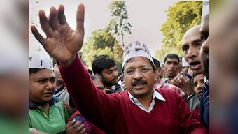 Oil min leak: Reach top officials and real beneficiaries, Kejriwal urges Delhi police