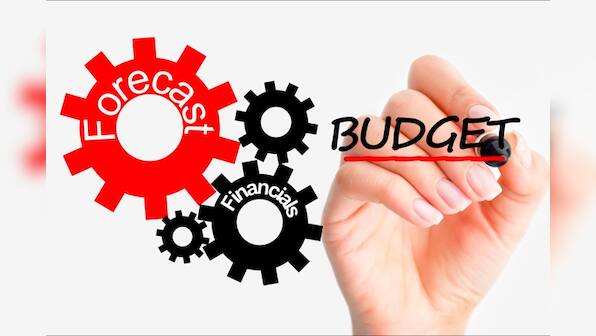 BJP hails Budget 2015 as pragmatic, Cong slams it as for being pro-corporate