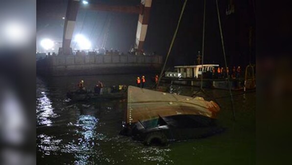 Twenty missing as boat carrying migrants sinks near Bangladesh