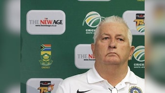 Bereaved India coach Duncan Fletcher flies back to SA, to miss UAE game