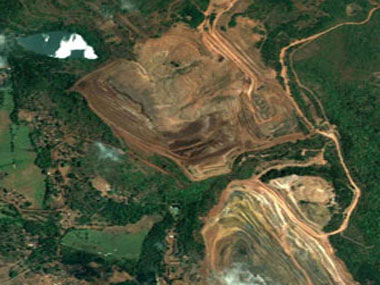 Auctioning mining leases only solution to iron ore extraction in Goa, says Manohar Parrikar Auctioning mining leases only solution to iron ore extraction in Goa, says Manohar Parrikar