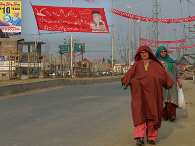 BJP- PDP talks still stuck on AFSPA, Article 370, but both say they are 'close' to a solution BJP- PDP talks still stuck on AFSPA, Article 370, but both say they are 'close' to a solution