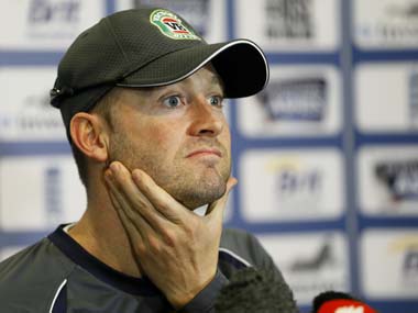 World Cup semis: Outnumbered by Indian fans, Michael Clarke sends out SOS to Aussies World Cup semis: Outnumbered by Indian fans, Michael Clarke sends out SOS to Aussies