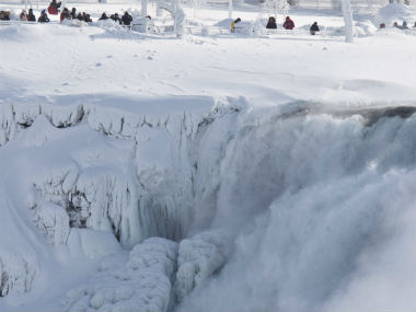 Arctic winter or not, the Niagara Falls don't really freeze: Here's why Arctic winter or not, the Niagara Falls don't really freeze: Here's why