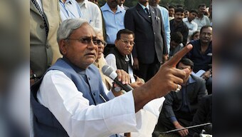 Governor giving time to Manjhi for vote of confidence not justified, says Nitish