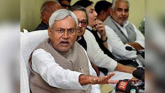 Bihar Governor invites Nitish Kumar to form govt, to take oath as Bihar CM on Sunday