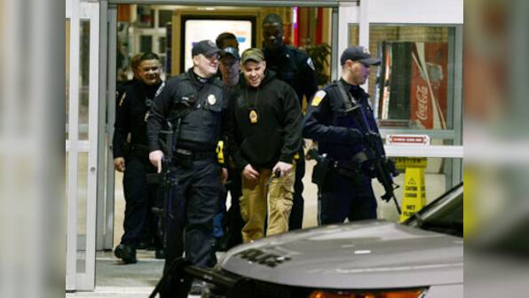 Police arrest teenager who opened fire at Pennsylvania mall leaving 3 injured