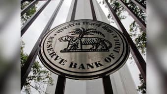 WPI enters negative zone: Rate cut will come in April if budget favours it