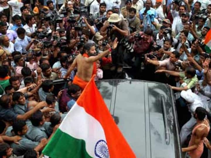 Modi govt declines Baba Ramdev's offer to give khadi industry 'a new life' Modi govt declines Baba Ramdev's offer to give khadi industry 'a new life'