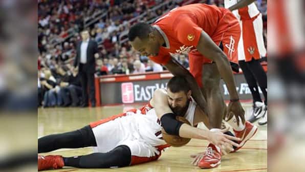 NBA roundup: Harden cameo leads Rockets to win over Raptors 