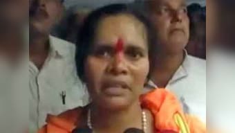 VHP leader Sadhvi Prachi allegedly performs 'Ghar Wapsi' of youth in UP