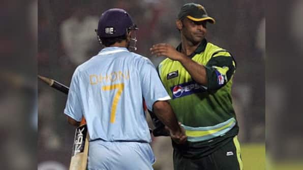 Dhoni is one guy who doesn't know the meaning of fear, says Shoaib Akhtar