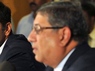 How dare N Srinivasan chair BCCI meet despite ban, asks SC