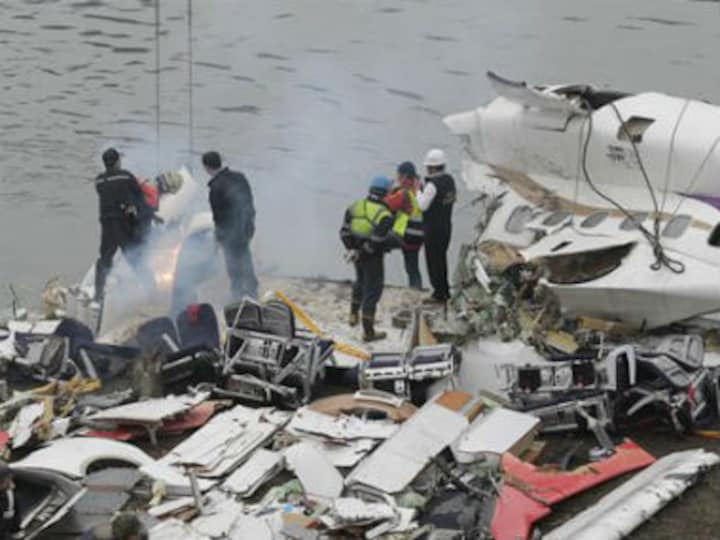 TransAsia plane crash: Both engines lost power leading to disaster in Taiwan