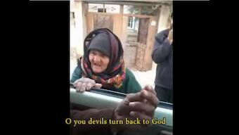 Watch: Old lady scolds men suspected to be Islamic State militants