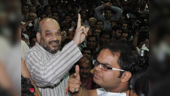 Itna sannata kyun hai bhai? Keep it down, Amit Shah tells guests, band at son's wedding