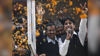 Delhi poll results 2015: Counting begins, AAP, BJP neck-to-neck with 10, 9 leads respectively