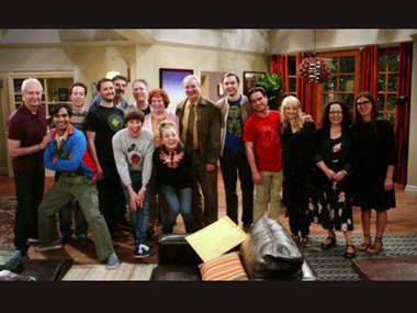 Goodbye Mrs Wolowitz: Characters of The Big Bang Theory raise a toast in memory of the beloved character Goodbye Mrs Wolowitz: Characters of The Big Bang Theory raise a toast in memory of the beloved character