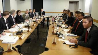 U.S., Cuba hold more talks, no date yet for diplomatic ties