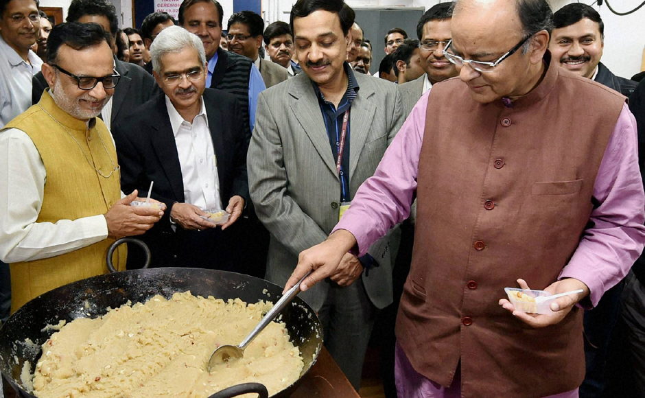 Photo of the day: FM stirs new Budget recipe Photo of the day: FM stirs new Budget recipe