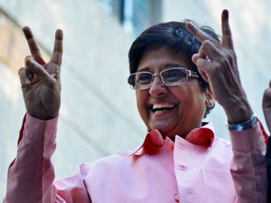 Delhi Assembly Election 2015: Kiran Bedi to hold meetings with BJP leaders Delhi Assembly Election 2015: Kiran Bedi to hold meetings with BJP leaders